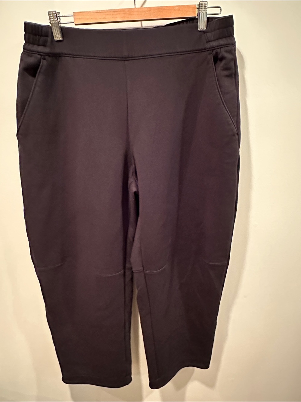 Athleta Black Women’s Jogger Pants